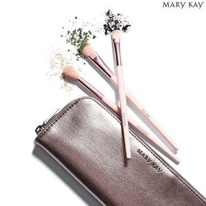 Mary Kay Eye Brush Set NEW